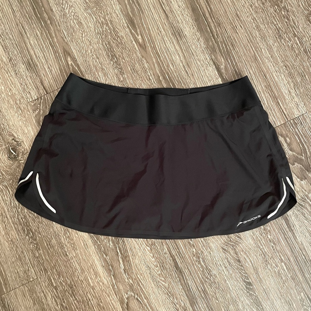 Brooks infinity skort